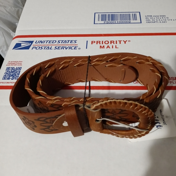 🐎 WALL FLOWER BROWN FLORAL BELT 🏇 - Picture 8 of 11